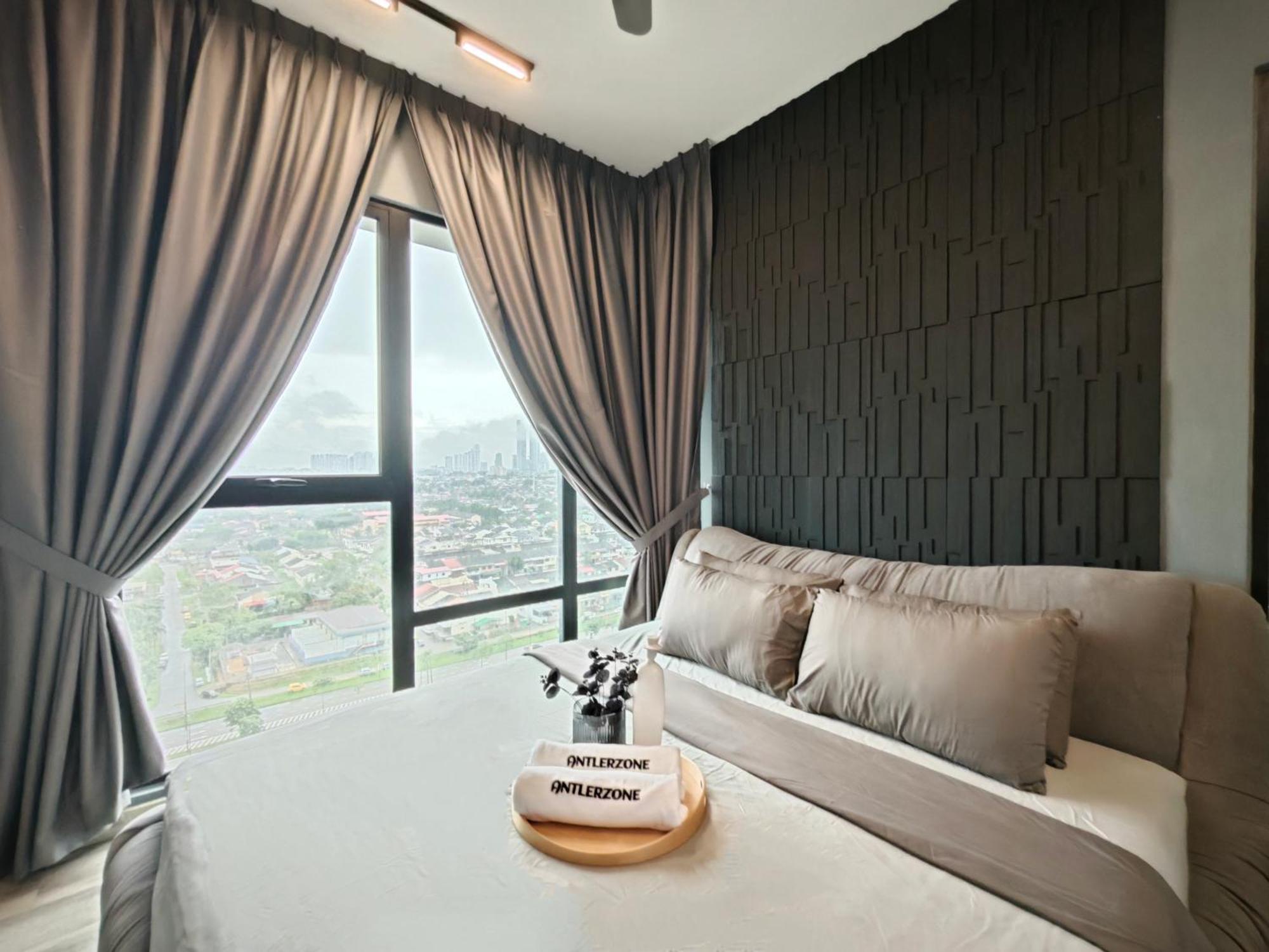 Apartamento Southkey Mosaic By Antlerzone Johor Bahru Exterior foto
